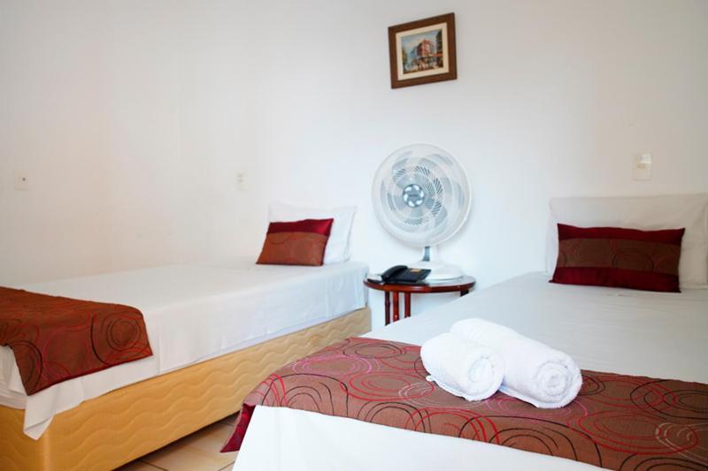 Hotel Dos Lagos Алфенас Экстерьер фото